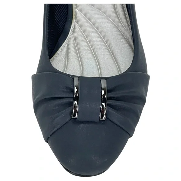 Easy Street Eloise Navy Faux Leather Womens Pumps Size 6W - Picture 7 of 11